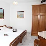 Vasilikos Aparthotel Naxos City